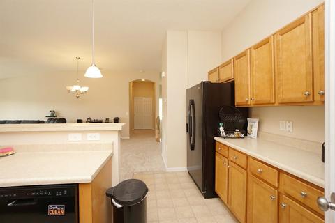 2075 Commons Cir, Batavia, OH 45103 photo 10