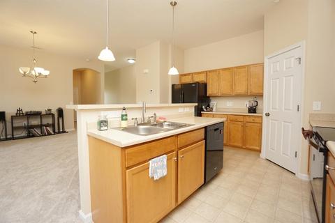 2075 Commons Cir, Batavia, OH 45103 photo 11