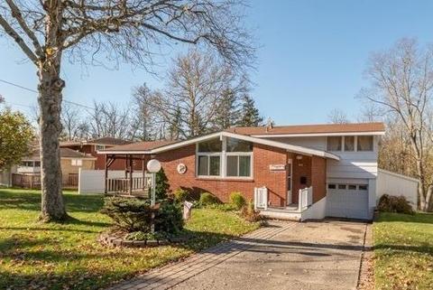 815 Cascade Rd, Forest Park, OH 45240 photo 1