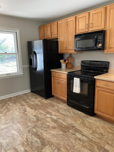 8522 Pringle Dr, Cincinnati, OH 45231 photo 10