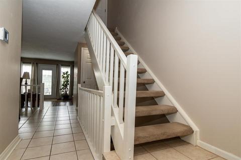 8064 Hetz Dr, Cincinnati, OH 45242 photo 4
