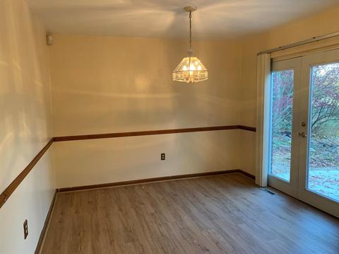 9562 Iris Dr, West Chester, OH 45241 photo 4