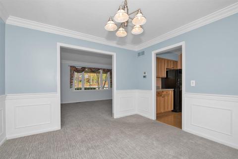 8523 Weller Rd, Montgomery, OH 45249 photo 6