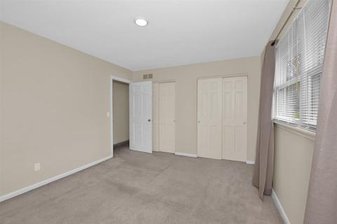 8523 Weller Rd, Montgomery, OH 45249 photo 24