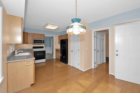 8523 Weller Rd, Montgomery, OH 45249 photo 9