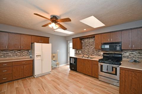 305 Main St, Morrow, OH 45152 photo 9