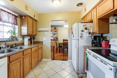 85 Junefield Ave, Greenhills, OH 45218 photo 13