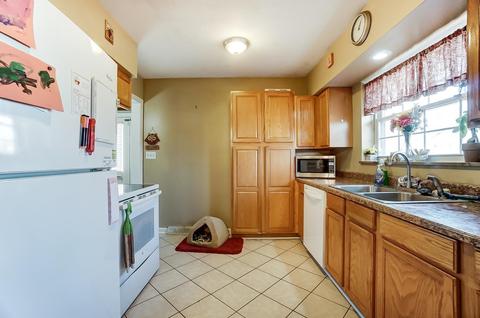 85 Junefield Ave, Greenhills, OH 45218 photo 12