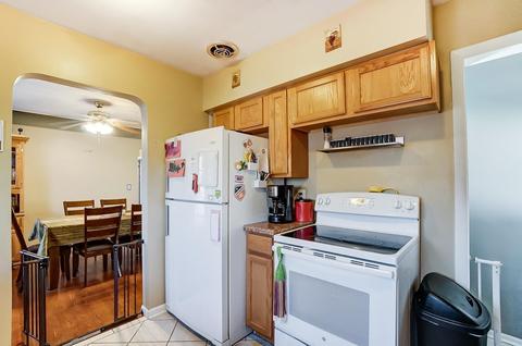 85 Junefield Ave, Greenhills, OH 45218 photo 14