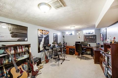 85 Junefield Ave, Greenhills, OH 45218 photo 28