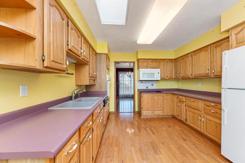 421 Spring St, Williamsburg, OH 45176 photo 8