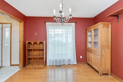 421 Spring St, Williamsburg, OH 45176 photo 7