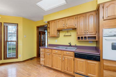 421 Spring St, Williamsburg, OH 45176 photo 9
