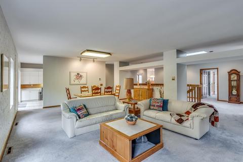 3927 Cooper Rd, Blue Ash, OH 45241 photo 6