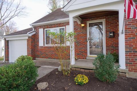 7900 Colette Ln, Cincinnati, OH 45224 photo 2