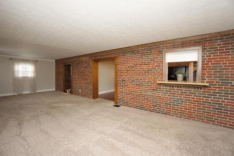 7900 Colette Ln, Cincinnati, OH 45224 photo 15