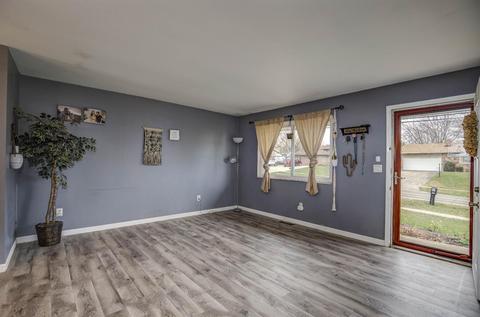 2547 John Gray Rd, Cincinnati, OH 45231 photo 5