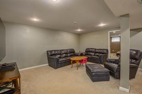 2547 John Gray Rd, Cincinnati, OH 45231 photo 17