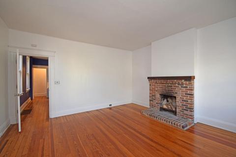 609 Riddle Rd, Cincinnati, OH 45220 photo 9