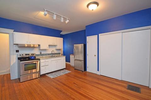 609 Riddle Rd, Cincinnati, OH 45220 photo 4