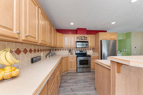 4227 E Fork Hills Dr, Batavia, OH 45103 photo 11