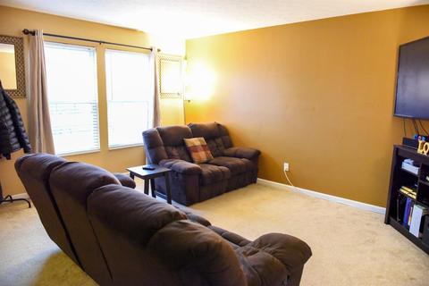 9910 Trapp Ln, Cincinnati, OH 45231 photo 3