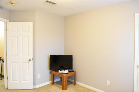 9910 Trapp Ln, Cincinnati, OH 45231 photo 16