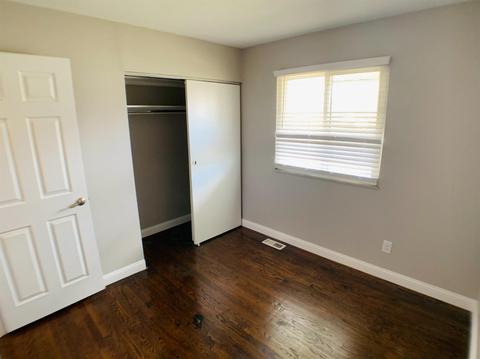 1303 Meredith Dr, Cincinnati, OH 45231 photo 10