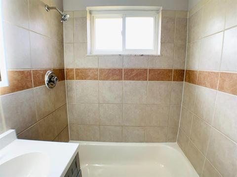 1303 Meredith Dr, Cincinnati, OH 45231 photo 14