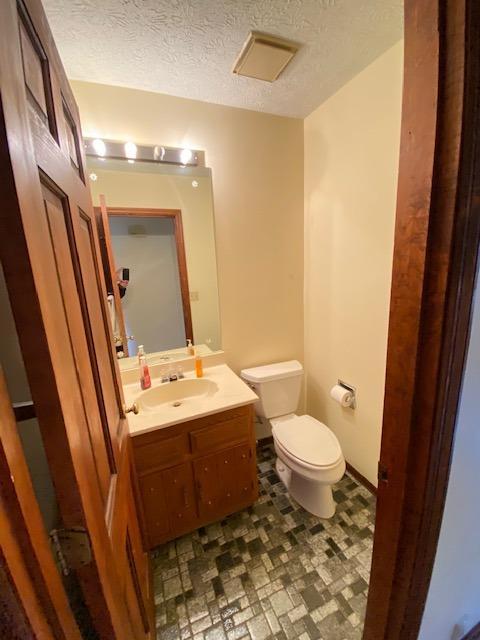 8741 Birchbark Dr, Cincinnati, OH 45249 photo 5