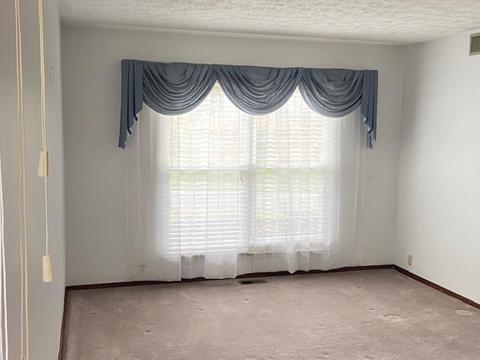 8741 Birchbark Dr, Cincinnati, OH 45249 photo 3