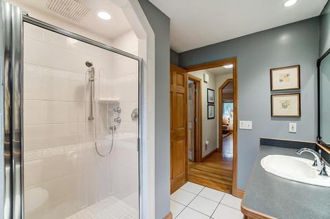 2431 Struble Rd, Cincinnati, OH 45231 photo 22