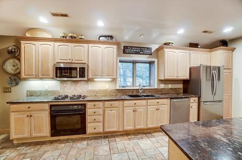 2431 Struble Rd, Cincinnati, OH 45231 photo 10