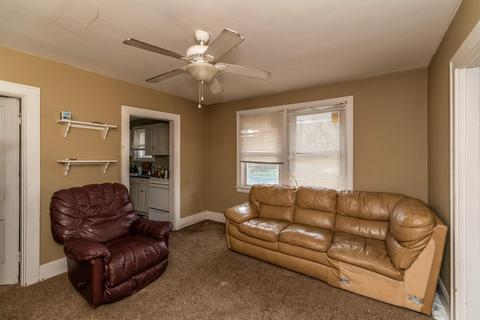 3902 Taylor Ave, Cincinnati, OH 45209 photo 3