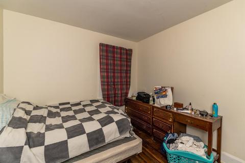 3902 Taylor Ave, Cincinnati, OH 45209 photo 9