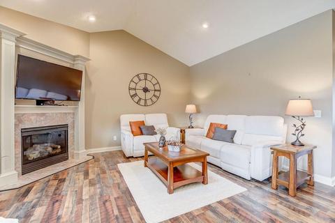 170 Cobblestone Ln, Springboro, OH 45066 photo 5