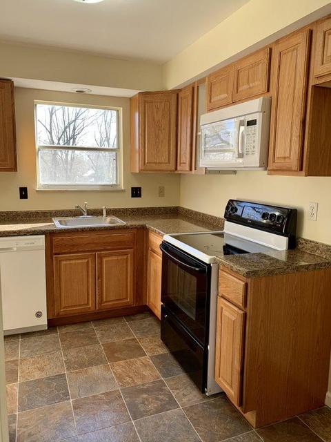 6013 Bagdad Dr, Cincinnati, OH 45230 photo 9