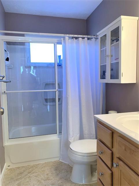 8488 Coran Dr, Cincinnati, OH 45255 photo 32