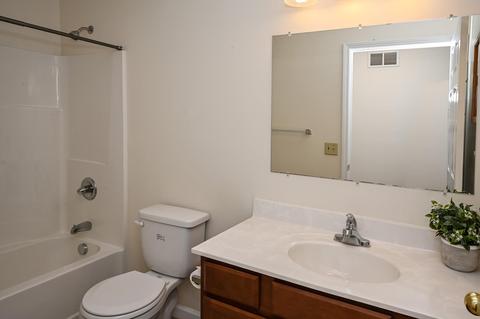 1699 Ashbrook Dr, Cincinnati, OH 45238 photo 18