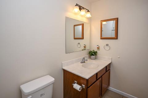 1699 Ashbrook Dr, Cincinnati, OH 45238 photo 19