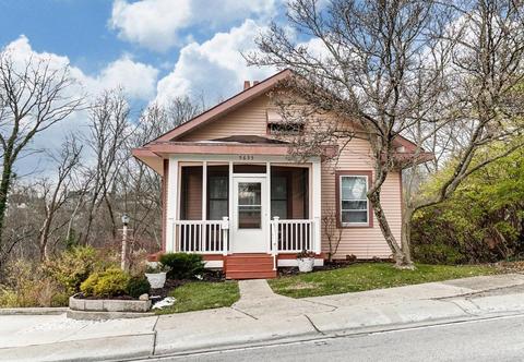 5635 Glenview Ave, Cincinnati, OH 45224 photo 1