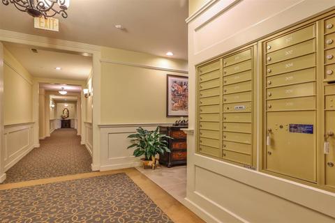 3901 West St #104, Mariemont, OH 45227 photo 4