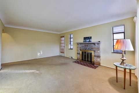 1440 Hill Ave, Mount Healthy, OH 45231 photo 4