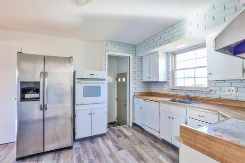 8831 Winton Rd, Cincinnati, OH 45231 photo 12