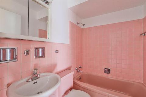 8831 Winton Rd, Cincinnati, OH 45231 photo 25