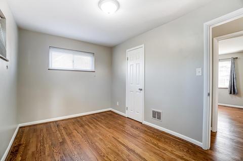 1683 Sanborn Dr, Reading, OH 45215 photo 13