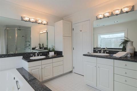 2884 Alpine Ter, Cincinnati, OH 45208 photo 27