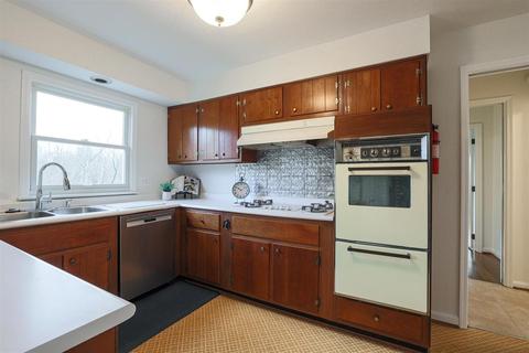 2884 Alpine Ter, Cincinnati, OH 45208 photo 17
