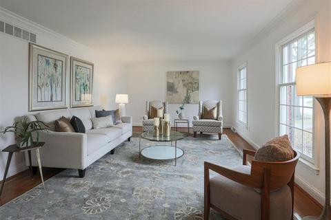 2884 Alpine Ter, Cincinnati, OH 45208 photo 6