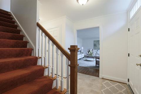 2884 Alpine Ter, Cincinnati, OH 45208 photo 5